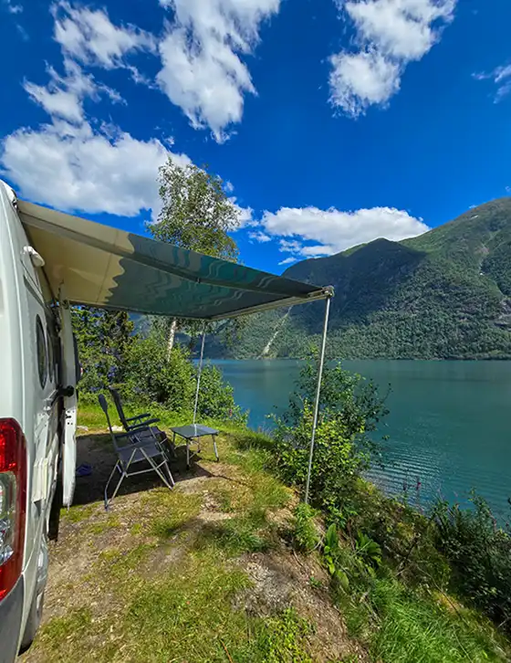 Cheap campervan hire in Blenheim New Zealand
