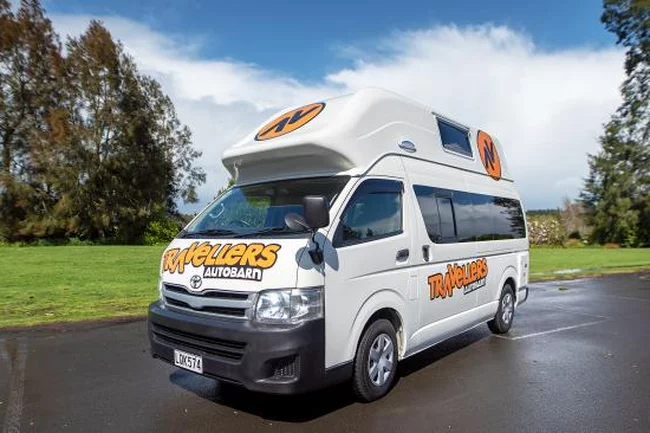 Camper rental from Travellers Autobarn NZ